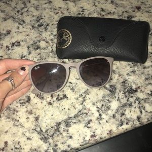 Erika nude Ray Bans